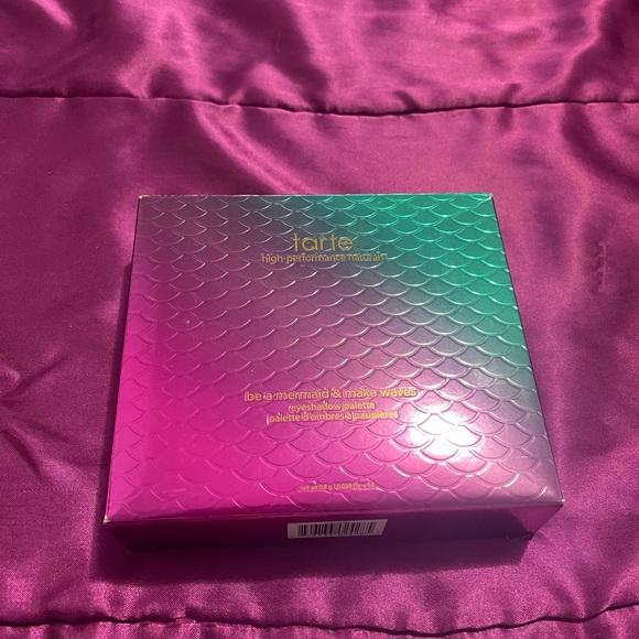 Tarte limited edition, Be a Mermaid & make waves palette - Picture 10 of 11